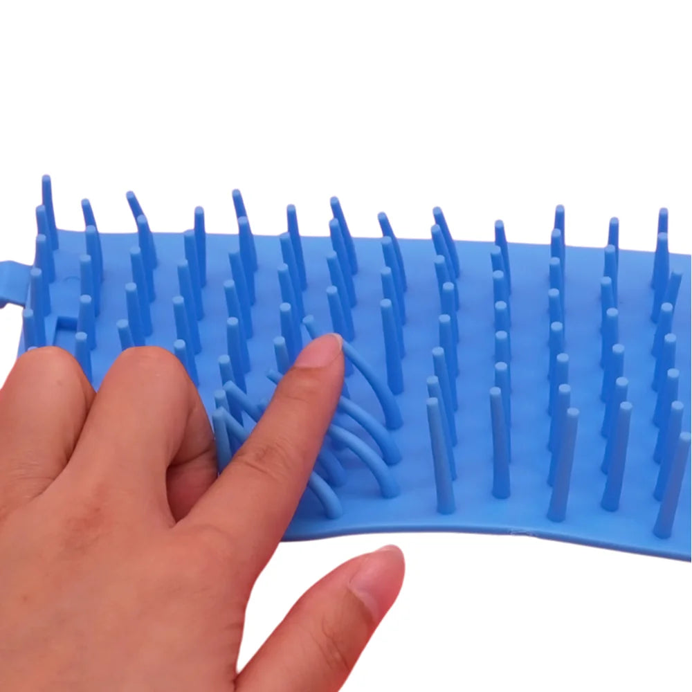 Portable paw cleaner leak-proof lid compact for walks